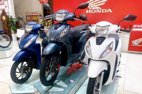 Giá xe máy Honda Vision 2022 đang giảm mạnh