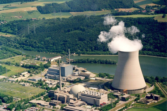 Hai nhà máy điện hạt nhân của Đức tiếp tục được hoạt động
