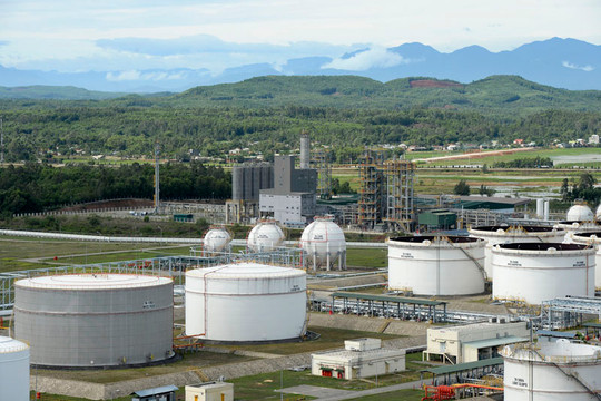 Bộ Công Thương yêu cầu Nhà máy Lọc dầu Nghi Sơn và Bình Sơn đảm bảo nguồn cung xăng dầu
