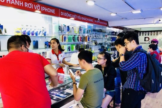 Vì sao người Việt ngày càng ưa chuộng iPhone dù giá cao?