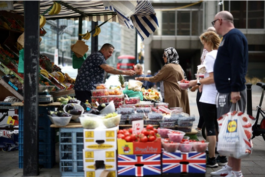 Anh: Giá lương thực tăng vọt, lạm phát lại lập đỉnh 40 năm
