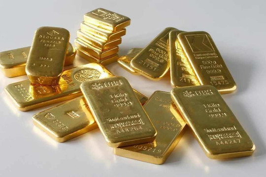 Giá vàng hôm nay 1/11: Vàng trong nước cao "chênh vênh", nhà đầu tư quốc tế giao dịch thận trọng chờ tin FED