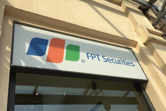 Chứng khoán FPT (FTS) lên tiếng giải trình về việc cổ phiếu FTS sàn 5 phiên liên tiếp