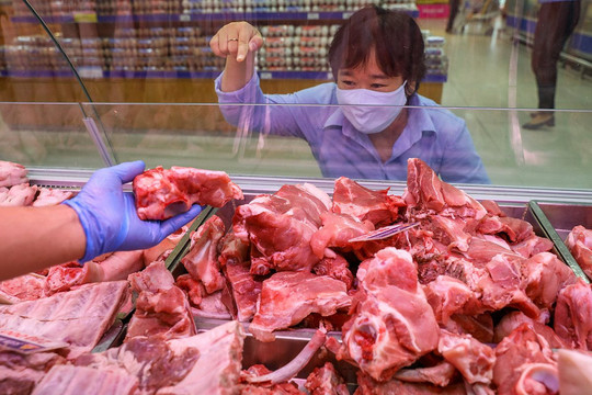 Giá thịt lợn biến động thế nào trong dịp Tết Quý Mão 2023?