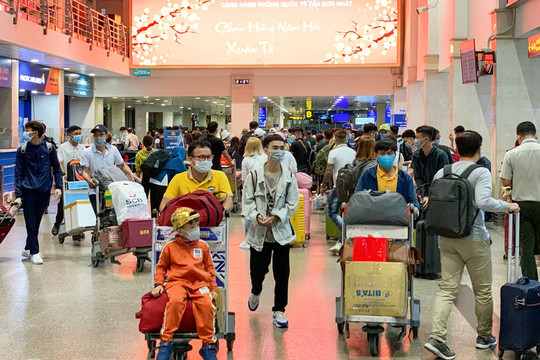 Sân bay Tân Sơn Nhất tăng thêm gần 6.000 ghế mỗi ngày phục vụ cao điểm Tết 2023