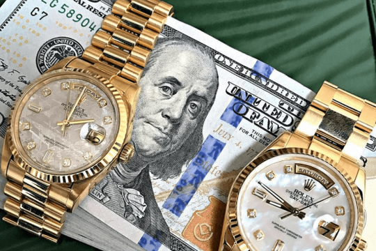 "Đổ vốn" vào vàng, chứng khoán, bất động sản không lãi bằng đầu tư đồng hồ Rolex