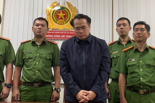 Bắt tạm giam Cục trưởng Cục đăng kiểm Việt Nam