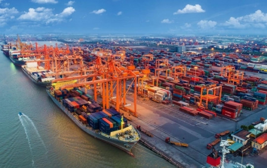 Xuất khẩu hàng hóa Việt Nam vào Hoa Kỳ vượt mốc 100 tỷ USD