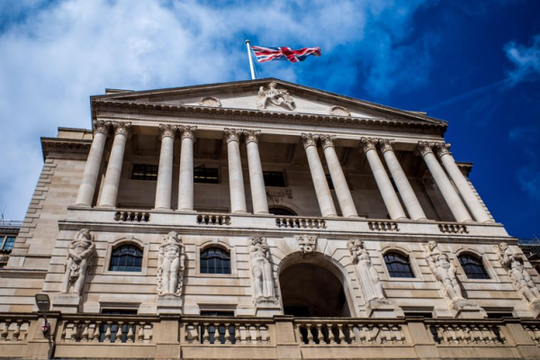 Ngân hàng trung ương Anh (BoE) chính thức tăng lãi suất lần thứ 10 liên tiếp