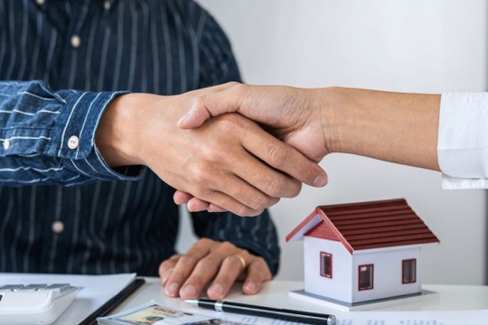 HoREA: Quy định bảo lãnh bán, cho thuê nhà chỉ làm tăng giá nhà ở