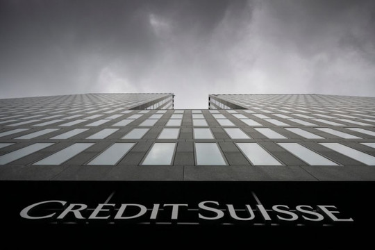 Cổ phiếu chạm mức thấp kỷ lục, thị trường rộ tin Credit Suisse sắp vỡ nợ?