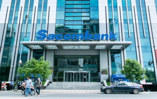 Giám đốc Sacombank bị cách chức vì để tiền của khách hàng "không cánh mà bay"