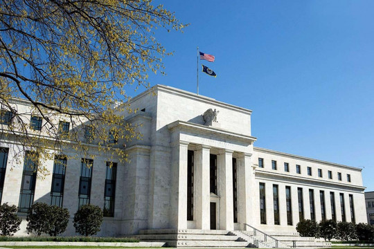 Fed sẽ tăng lãi suất vượt mức 5% và duy trì trong một khoảng thời gian?
