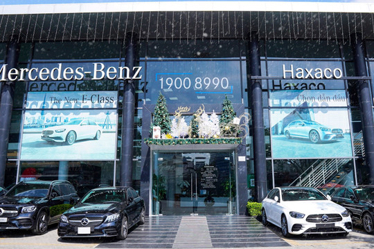 Đại gia phân phối Mercedes Benz báo lãi giảm 92% trong quý 1