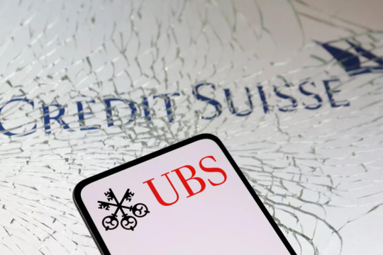 UBS thiệt hại khoảng 17 tỷ USD trong vụ giải cứu Credit Suisse