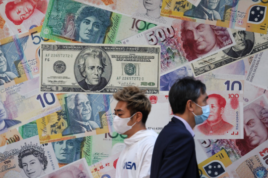 Nợ công toàn cầu vượt 300 nghìn tỷ USD: Hỗn loạn tài chính, vỡ nợ quốc gia có thể xảy ra?