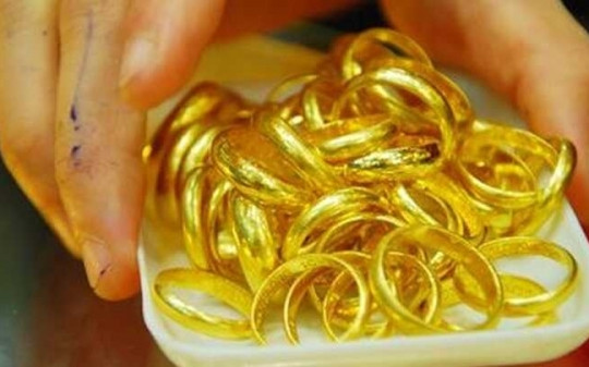 Giá vàng nhẫn tròn tăng mạnh 200.000 đồng/lượng