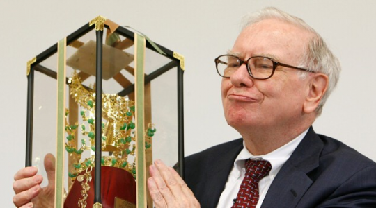 Lãi lớn, Warren Buffett mua tiếp cổ phiếu Nhật Bản!