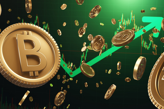 Điều gì khiến giá Bitcoin đột ngột vọt lên 138.000 USD?