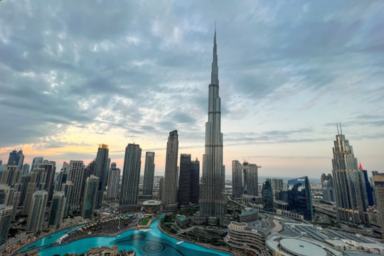 Điều gì khiến giới siêu giàu đổ xô đến Dubai mua nhà?