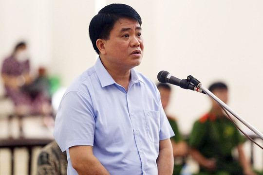 Truy tố cựu Chủ tịch Hà Nội Nguyễn Đức Chung vụ nâng khống giá cây xanh