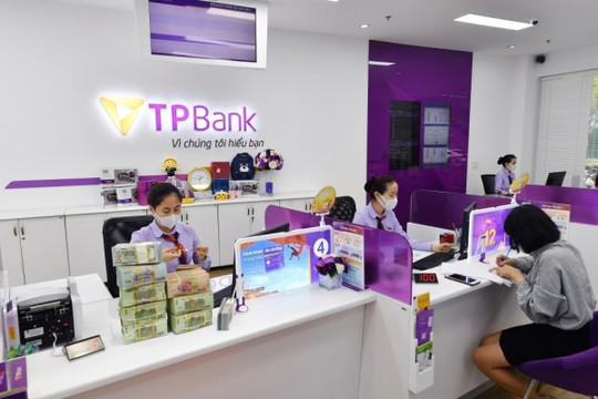 TPBank (TPB): Chi phí trả lãi tiền gửi kéo lợi nhuận giảm 25%, dư nợ xấu tăng gấp 3 lần