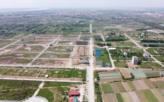 Hơn 200 thửa đất đấu giá sai quy định tại huyện ven Hà Nội