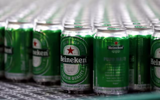 Heineken hạ dự báo tăng trưởng năm 2023 do sụt giảm doanh thu tại Việt Nam