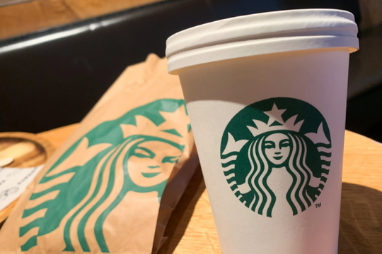 Starbucks phục hồi mạnh mẽ tại Trung Quốc, nhưng doanh số vẫn chưa đạt kỳ vọng