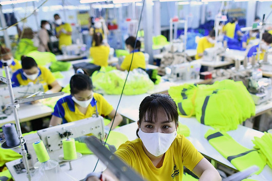 5 năm chưa xong quy định hàng 'made in Vietnam', Bộ Công Thương lý giải bất ngờ