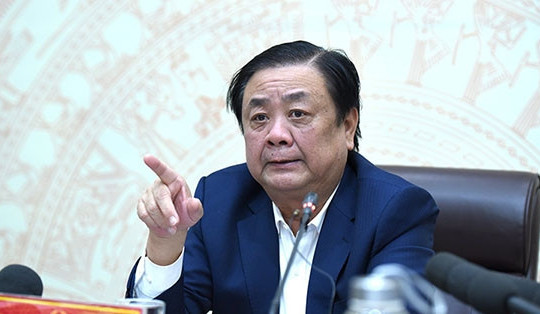 Bộ trưởng Lê Minh Hoan: Tập trung cao điểm xử lý vi phạm để gỡ 'thẻ vàng IUU'