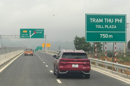 Cao tốc không có làn dừng khẩn cấp, Ninh Bình đề xuất mở rộng lên 6 làn xe