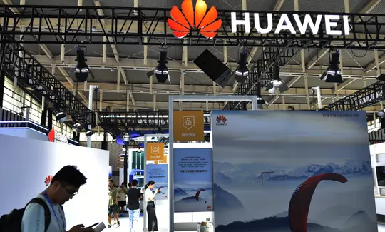 Huawei bí mật xây nhà máy sản xuất chip khắp Trung Quốc?