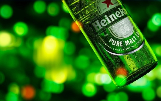 Heineken bán 7 nhà máy bia chỉ với giá 1 EURO - điều gì đang xảy ra?