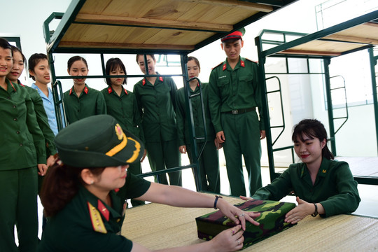 Đề nghị mở rộng tạo điều kiện cho nữ tham gia nghĩa vụ quân sự