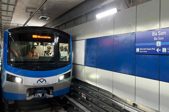 Không dồn lực làm tàu điện ngầm cho Hà Nội và TP.HCM, đất nước không thể đi xa