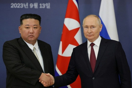 Tổng thống Nga Vladimir Putin nhận lời mời thăm Triều Tiên của nhà lãnh đạo Kim Jong-un