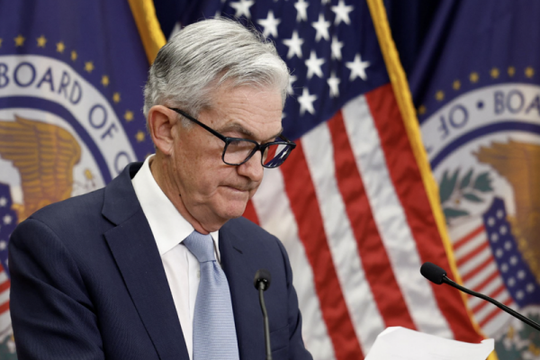 Fed “gồng lỗ” vượt mức 100 tỷ USD khi chi phí lãi vay tăng