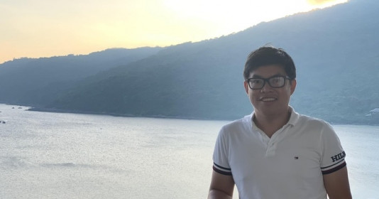 Chân dung chàng trai Việt 34 tuổi "thoát kén" từ học sinh tỉnh lẻ miền Tây trở thành giáo sư bậc 1 tại đại học hàng đầu nước Mỹ