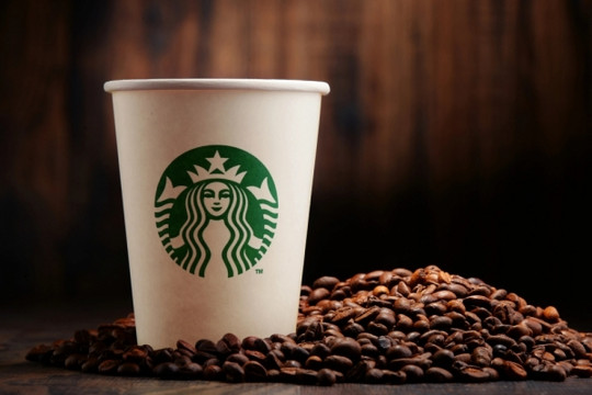 Starbucks khai trương cửa hàng thứ 100 tại Việt Nam sau 10 năm và câu hỏi lãi hay chưa?