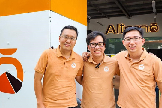 Chế tạo pin cát, startup Việt chung tay giải quyết vấn đề toàn cầu