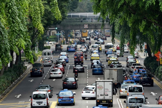 Singapore: Giấy phép mua ô tô có giá tương đương 4 chiếc ô tô Camry