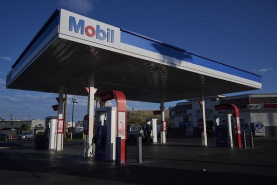Exxon Mobil bạo chi 60 tỷ USD, ngành dầu khí sắp có thương vụ bom tấn