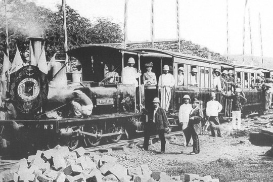 Tuyến đường sắt đầu tiên của Đông Dương tại Việt Nam: Huy động hơn 11.000 người xây dựng, tất cả vật liệu được nhập khẩu từ Pháp
