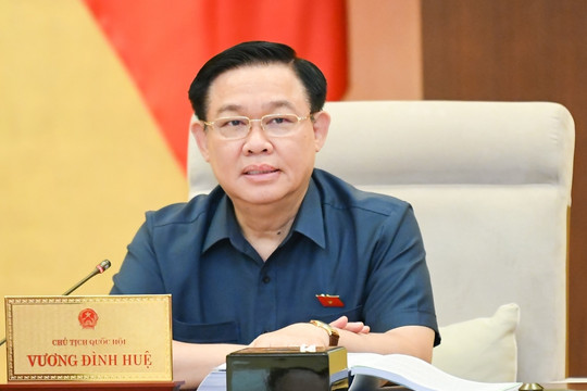 Chủ tịch Quốc hội Vương Đình Huệ: "Không hạ chuẩn tín dụng vì hệ lụy khó lường"