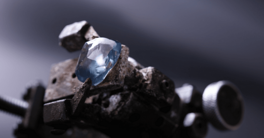 Chiêm ngưỡng viên kim cương 3 tỷ năm với màu sắc 'độc nhất vô nhị'