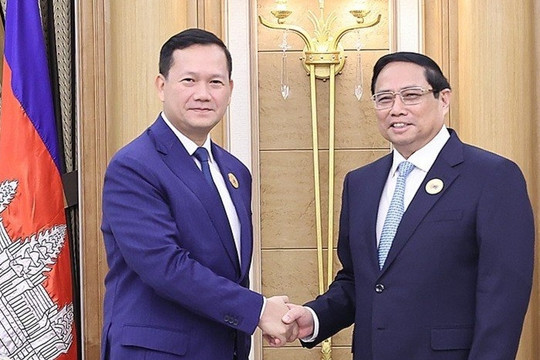 Thủ tướng Phạm Minh Chính gặp lãnh đạo 4 nước ASEAN