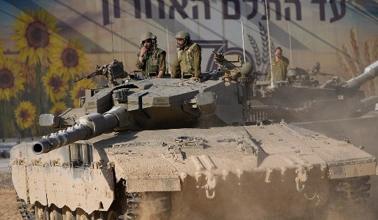 Israel cảnh báo Hezbollah, đột kích nhà của lãnh đạo cấp cao Hamas