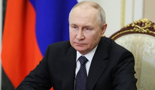 Điện Kremlin bác tin đồn ông Putin phải sử dụng người đóng thế