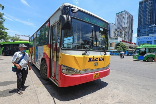 Agribank rao bán 37 chiếc xe buýt Bắc Hà từng quen thuộc với nhiều người Hà Nội